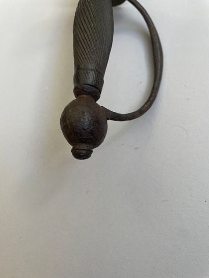 Belle épée de sergent Ancien Régime au règlement...