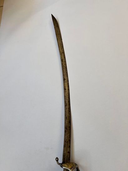 Sabre courbe de troupe à pied début XVIIIe....