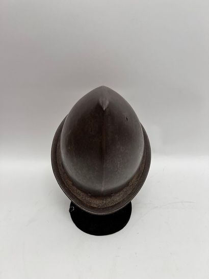 Cabasset à ergot en fer battu (France première...