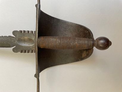Main gauche de style, fabrication ancienne....