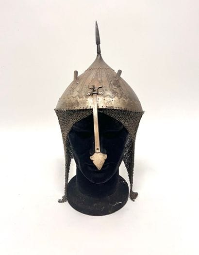 Kulah-Khud Inde Moghole. Bombe emboutie d'un...