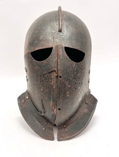 Armet dans le goût d'un armet savoyard. Masque...