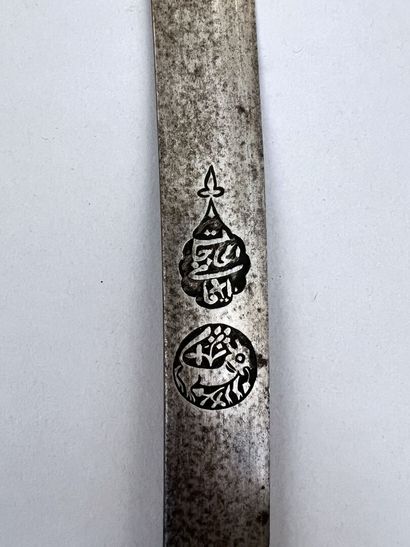 Beau Shamshir perse. Belle lame courbe et...