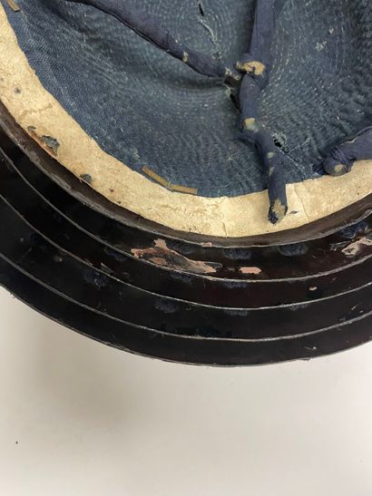 Kabuto japonais époque Edo en laque brune...