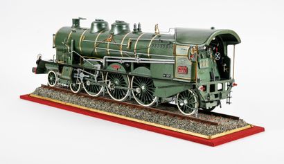 PACIFIC PLM 6001
Maquette en bois peint et...