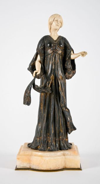 Louis OUVET (XXe)
Femme Art Nouveau
Sculpture...