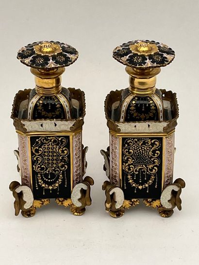 Jacob PETIT (1797-1868), Paris. 
Paire de...
