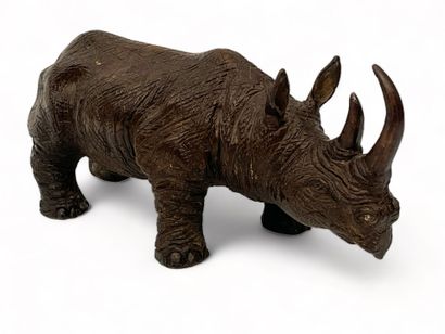 Sujet en bronze.
Rhinocéros
H : 11,5 - L...