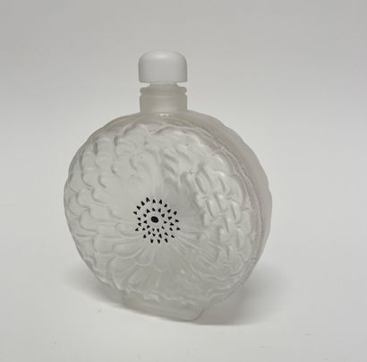 LALIQUE FRANCE
Grand flacon de parfum modèle...