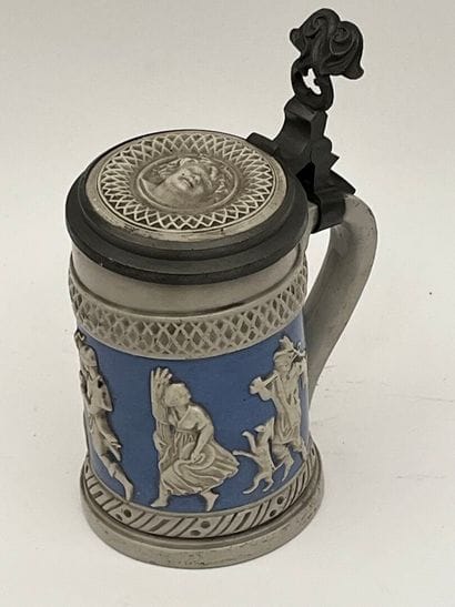 VILLEROY BOCH
Pichet et six chopes en grès...
