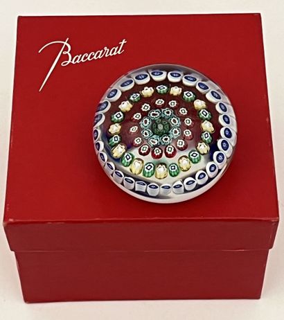 BACCARAT.
Boule presse-papier
H : 4,5 - Diam...