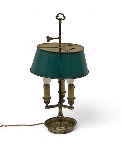 Lampe bouillotte à trois lumières, abat-jour...