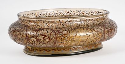 Emile GALLE
Large coupe en verre fumé et...
