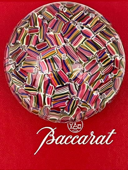 BACCARAT.
Boule presse-papier
H : 4,5 - Diam...
