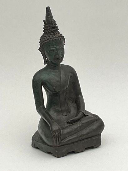 Bouddha en prise de la terre à témoin en...