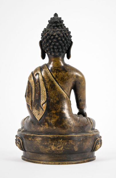 Groupe en bronze représentant Bouddha en...