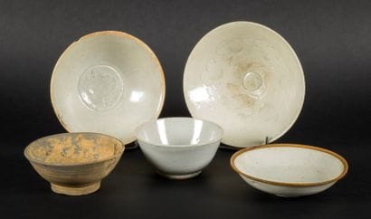 Ensemble comprenant de Coupes Qinbai porcelaine...