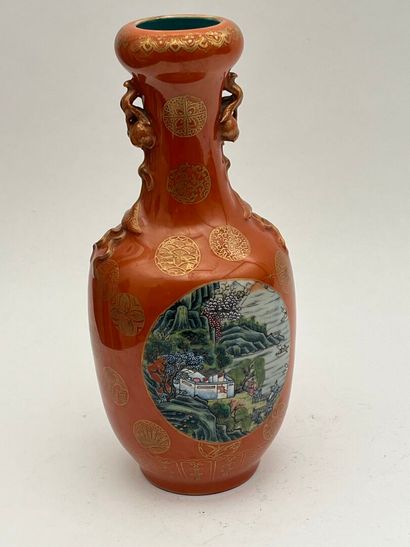 Vase balustre à col en forme de bulbe en...