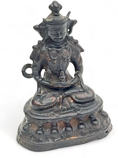 Statuette en bronze laqué, représentant la...