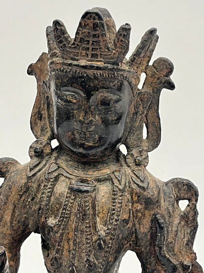 Groupe en bronze représentant la Guanyin...