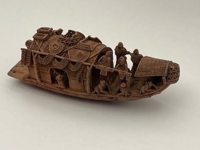 Etui à pipe à en bambou sculpté d'une jonque...