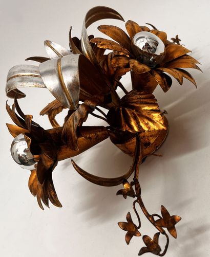 FLOR'ART 
Three-light wall lamp with plant...
