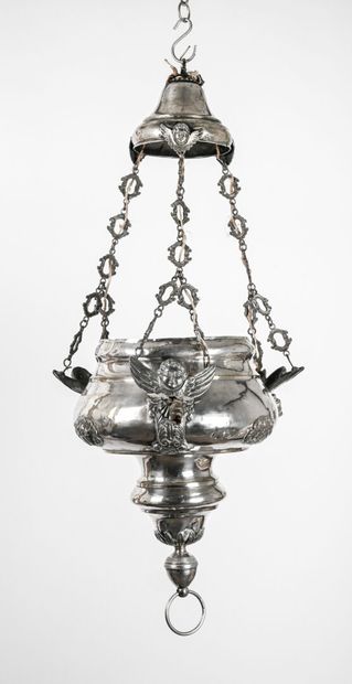 Silver-plated metal 