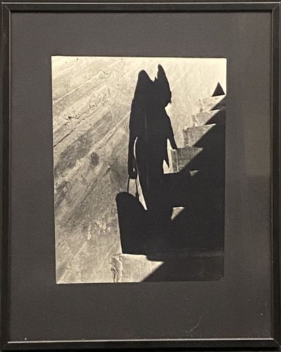 Lucien HERVÉ (1910-2007)
The shadow. Cité...