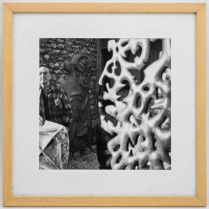 Lucien HERVÉ (1910-2007)
Portrait of sculptor...