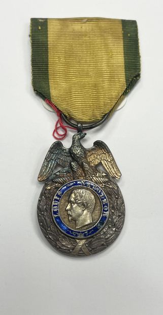 First type military medal from the Presidency...
