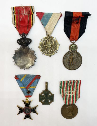 Mixed lot of 6 foreign decorations: 
- An...
