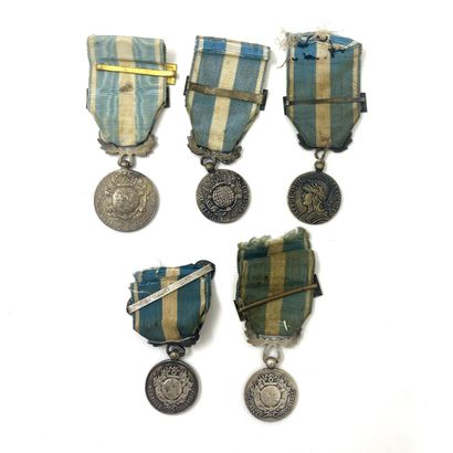 Lot of 5 French colonial medals with their...