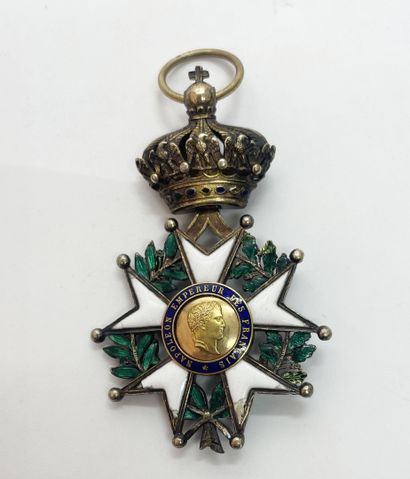 Beautiful gold officer's star of the Legion...