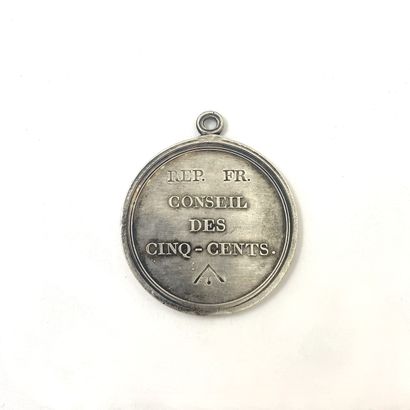 Interesting and rare round badge, 40mm diameter,...
