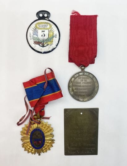 Interesting lot for lovers of Italian campaign...