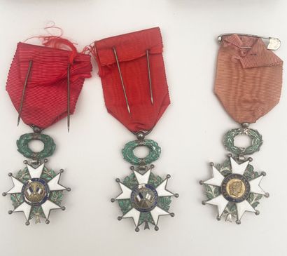 Lot of 3 Légions d'Honneur grade de chevalier...