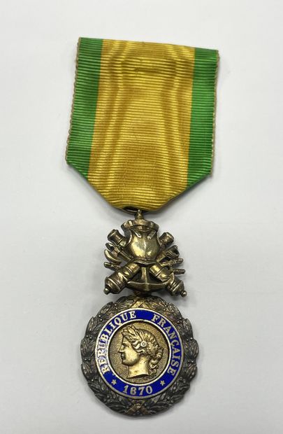 Third Republic type military medal, biface...