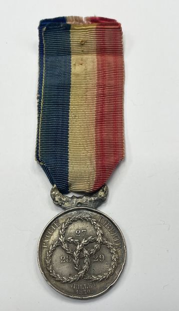 July medal, round silver module, fixed hoop,...