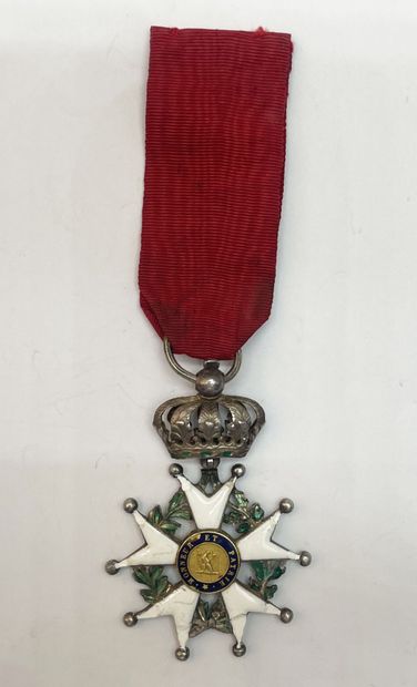 Légion d'Honneur silver knight's star, fourth...
