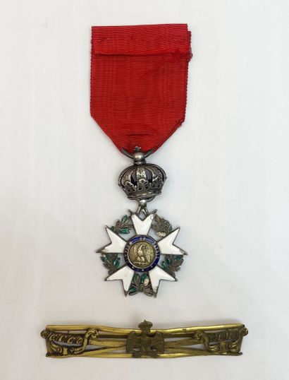 Etoile de chevalier de la Légion d'Honneur,...