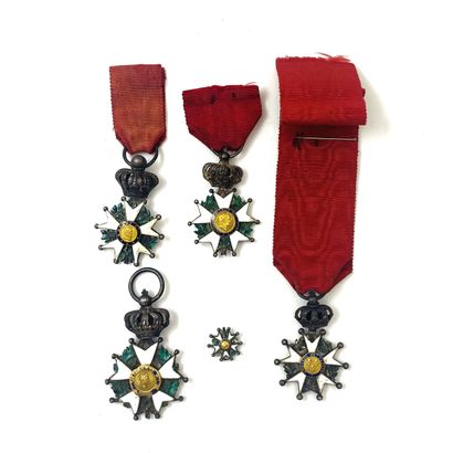 Set of 4 half-size or reduction Legions of...