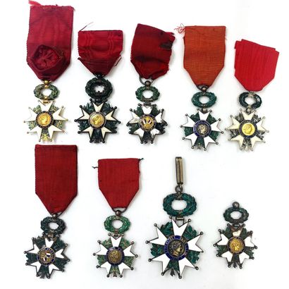 Lot of 8 Légions d'Honneur, IIIe République...