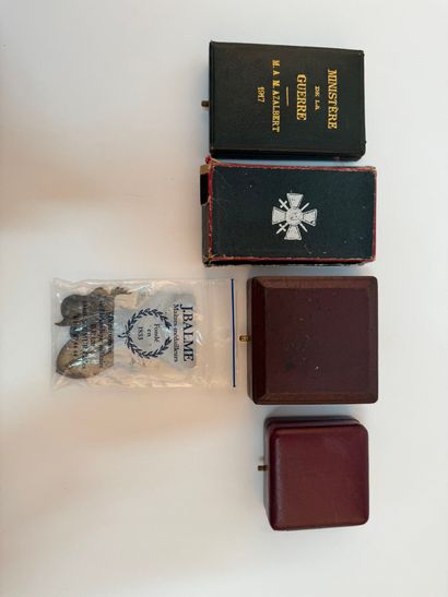 Lot of various French decorations relating...