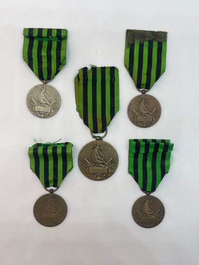 Lot of commemorative medals (9) on the theme...