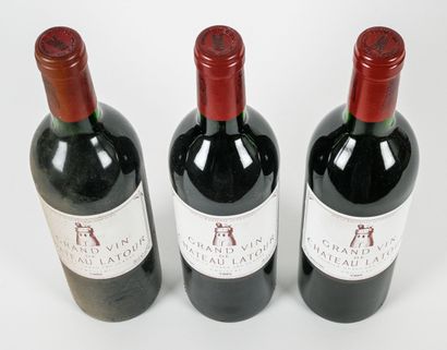 3 bottles CHÂTEAU LATOUR 1985 1er GCC Pauillac...