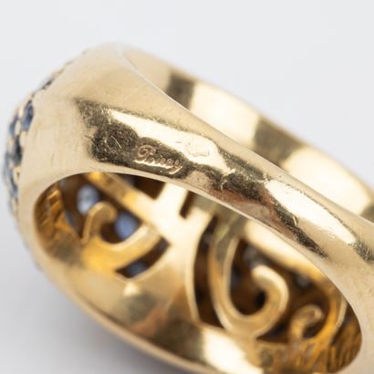 POIRAY
Dome ring, brilliant-cut diamonds,...