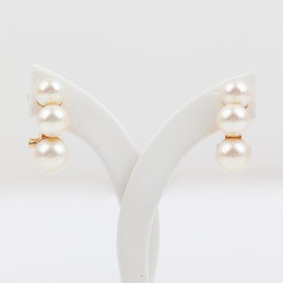 Pair of earclips, cultured pearls in drop,...