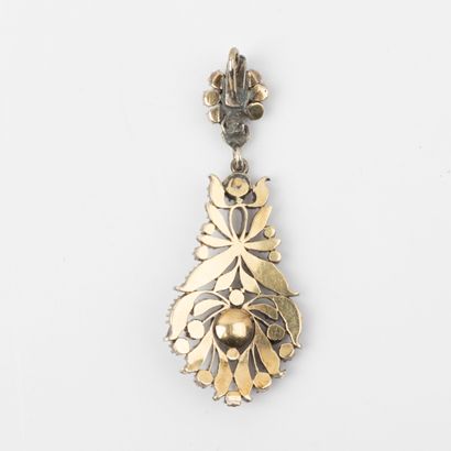 Drop pendant with stylized plant motif, rose-cut...