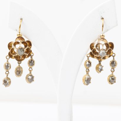 Pair of sleeper earrings, 18K gold and rose-cut...