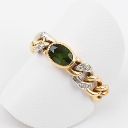 Bague chaine, maille articulé en or 18K et...